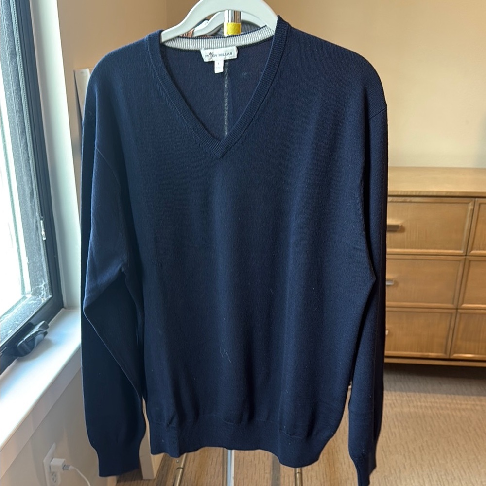 Peter Millar Blue V-Neck Sweater Timeless Style